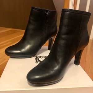 Anne Klein ankle boots
